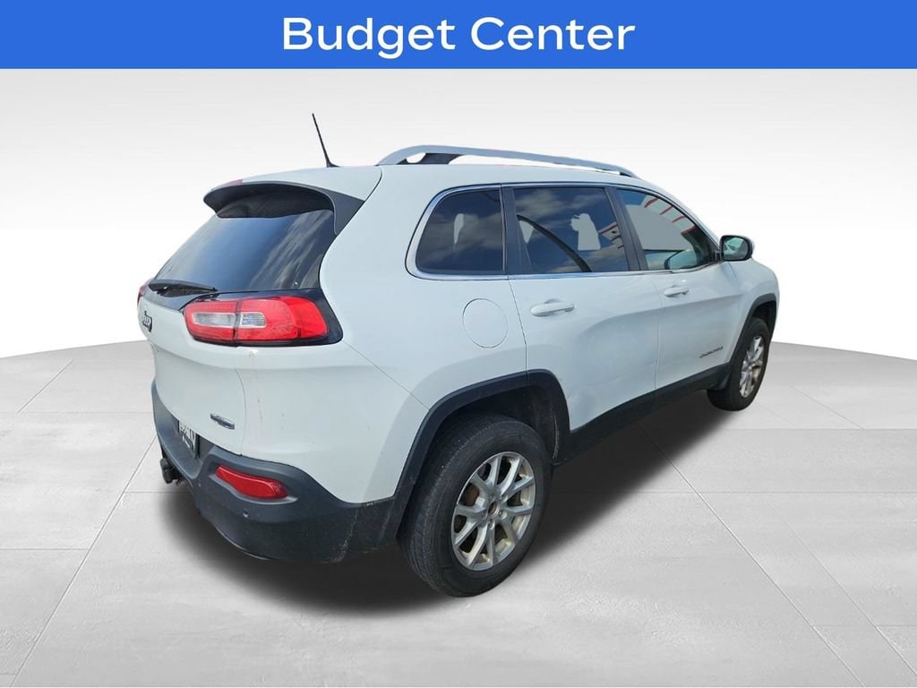 Used 2017 Jeep Cherokee Latitude SUV