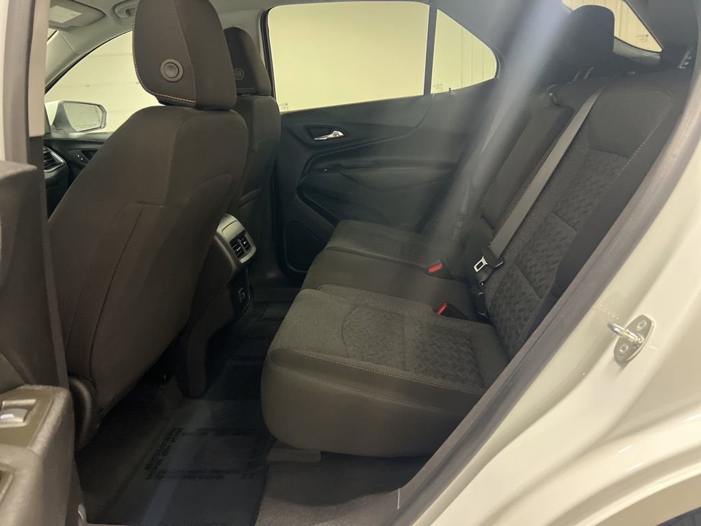 2023 Chevrolet Equinox LT - Photo 11