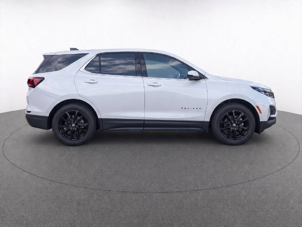 2024 Chevrolet Equinox LT - Photo 9