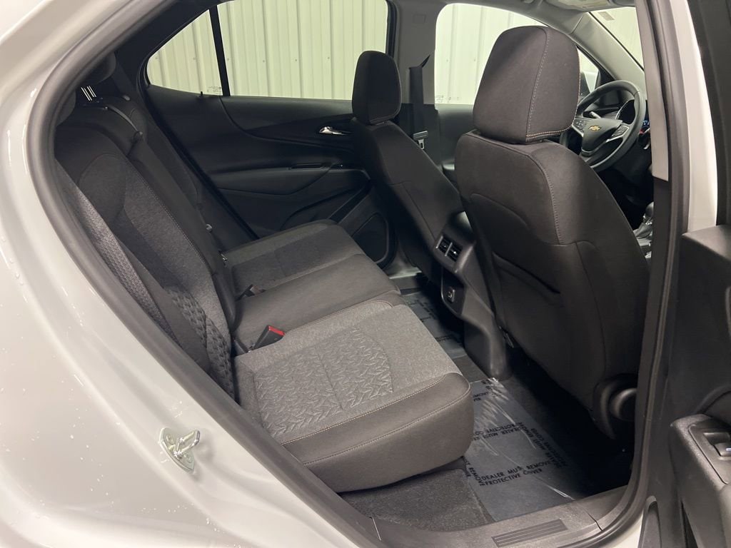 2023 Chevrolet Equinox LT - Photo 11