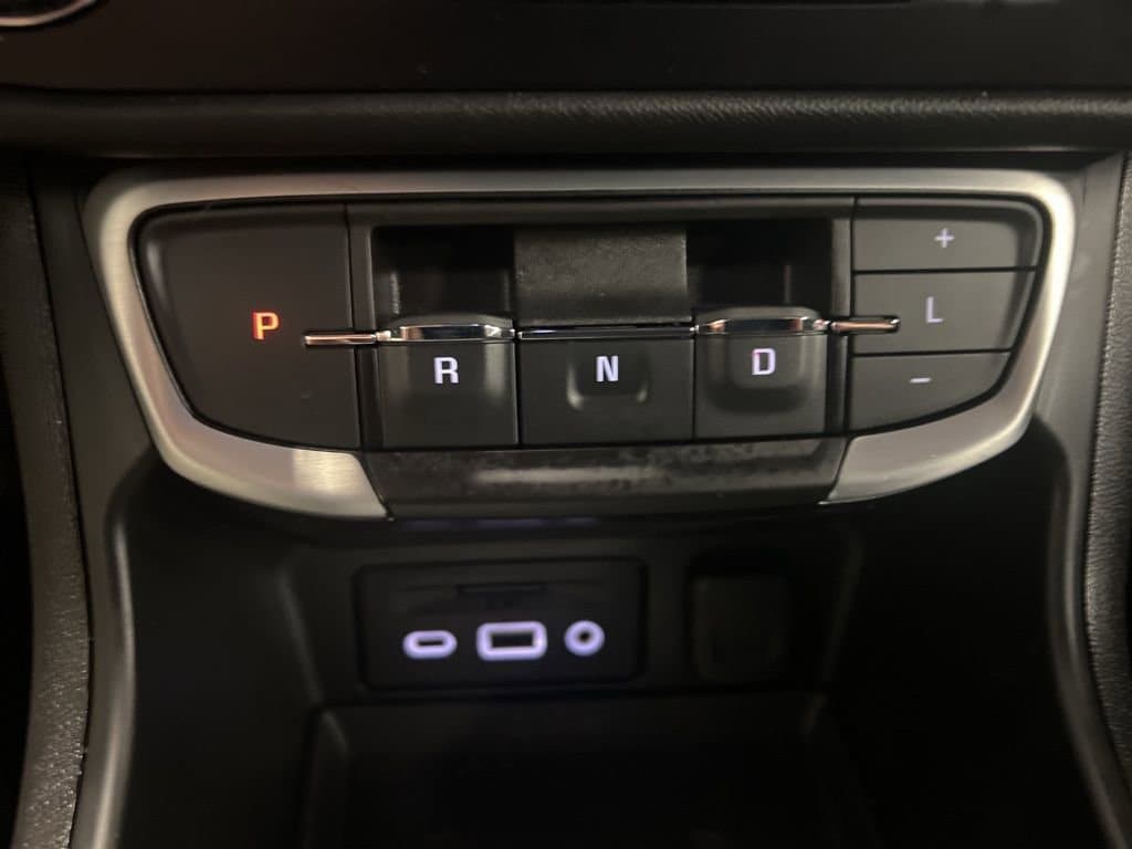 2023 GMC Terrain SLE - Photo 19