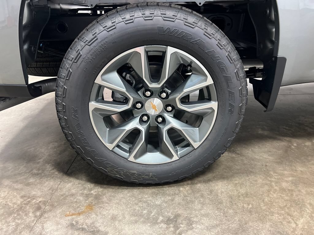 2026 Chevrolet Silverado 1500 LT - Photo 9