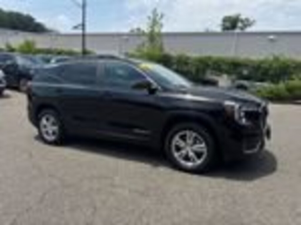 Used 2024 GMC Terrain SLE SUV