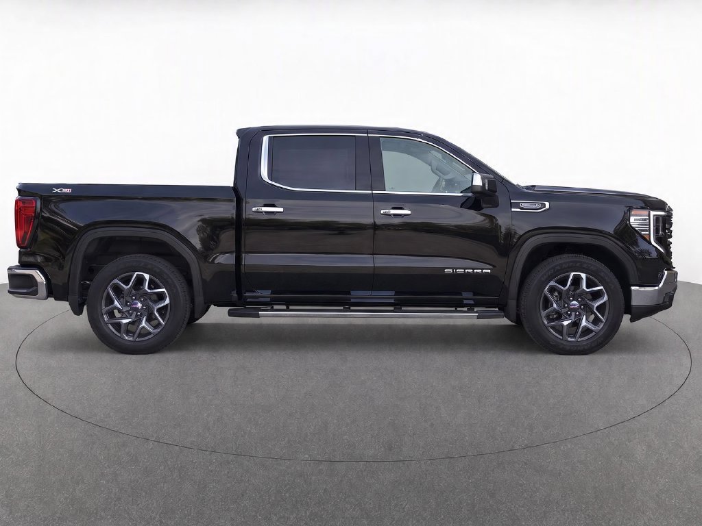 2024 GMC Sierra 1500 SLT - Photo 9