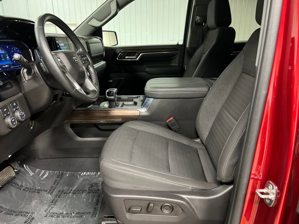 2024 Chevrolet Silverado 1500 RST - Photo 13