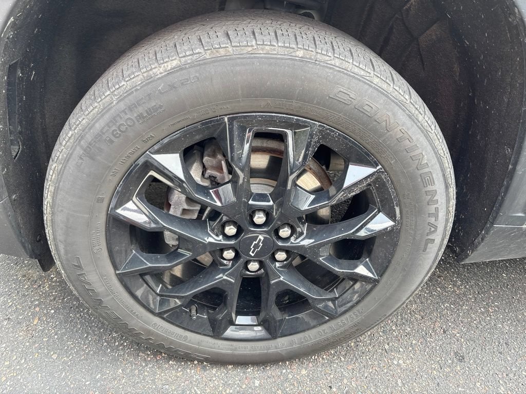 Used 2024 Chevrolet Traverse LT SUV