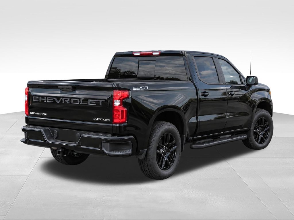 New 2026 Chevrolet Silverado 1500 Custom Truck