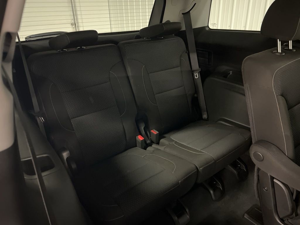 2023 GMC Acadia SLE - Photo 12