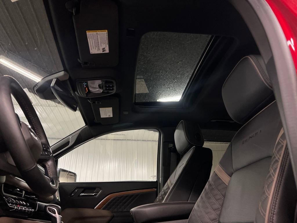 2024 GMC Canyon Denali - Photo 28