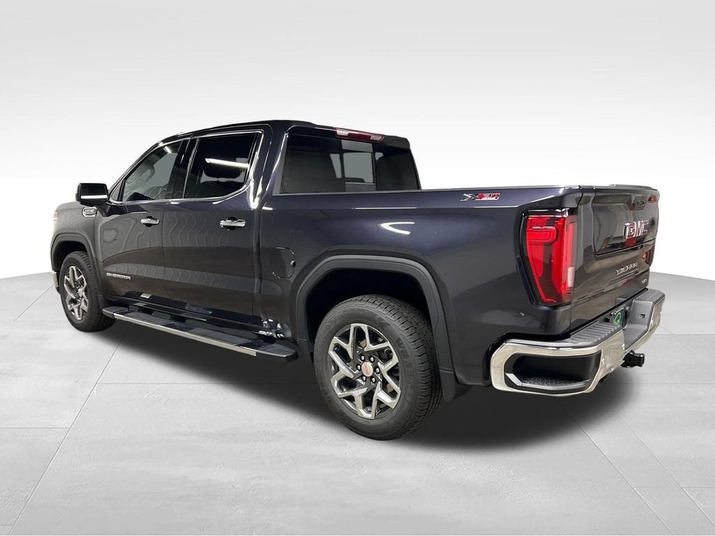 2024 GMC Sierra 1500 SLT - Photo 7
