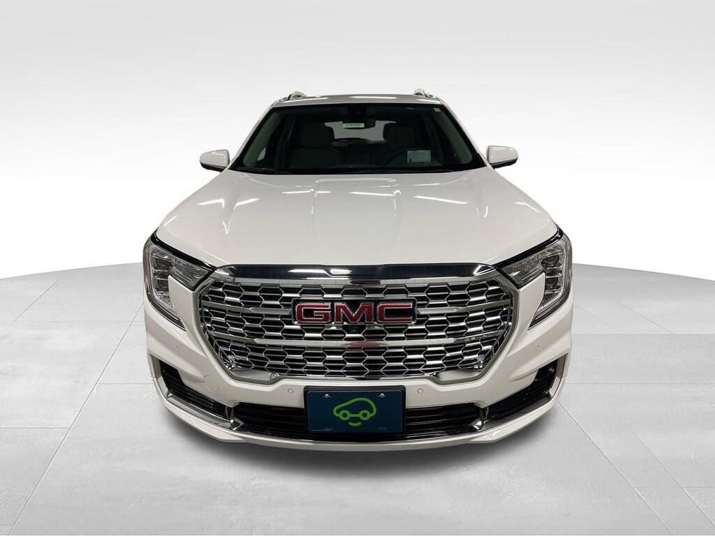 Used 2024 GMC Terrain Denali SUV