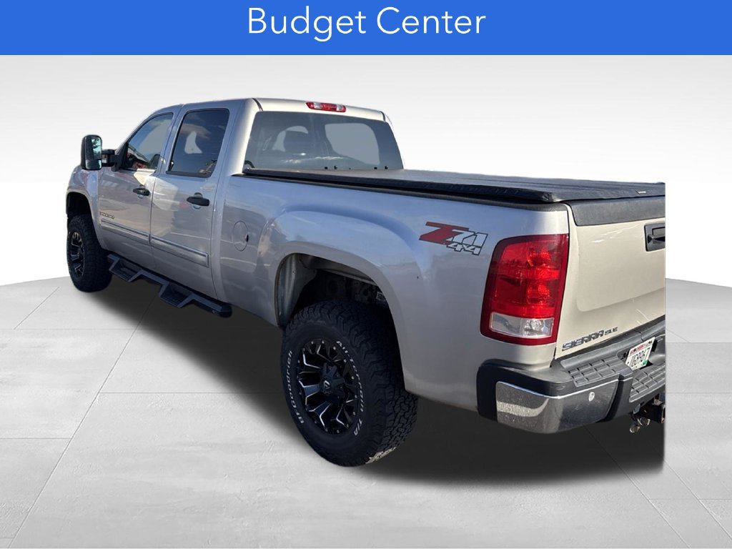 Used 2009 GMC Sierra 2500 HD SLE Truck