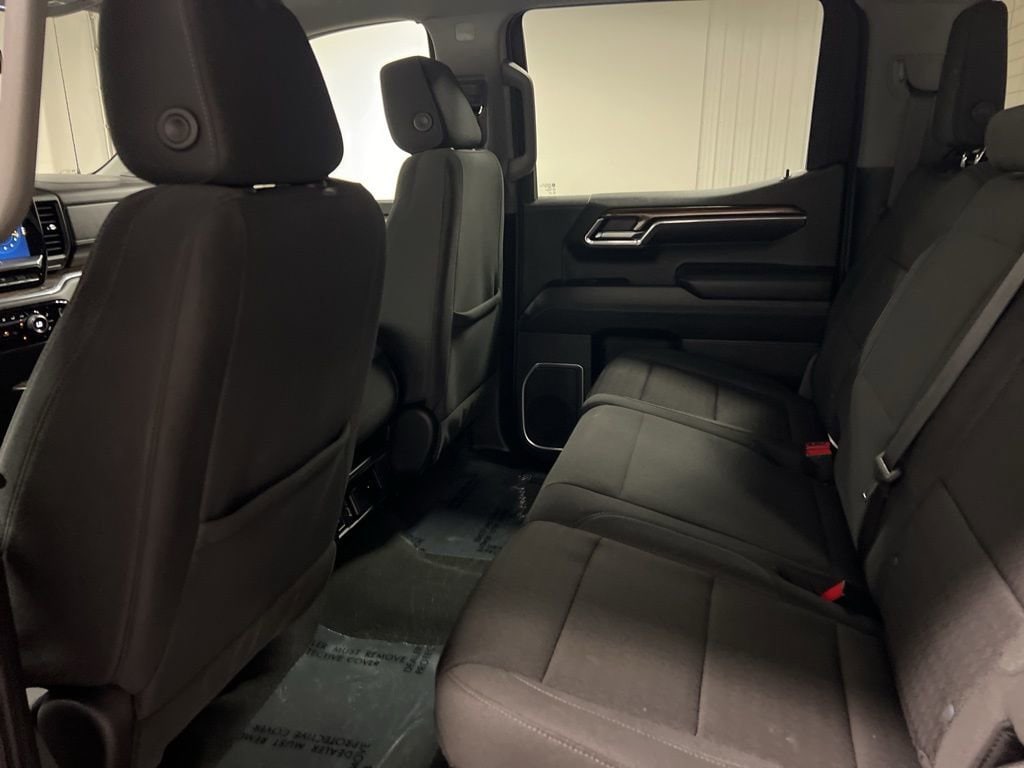 2023 Chevrolet Silverado 1500 RST - Photo 12