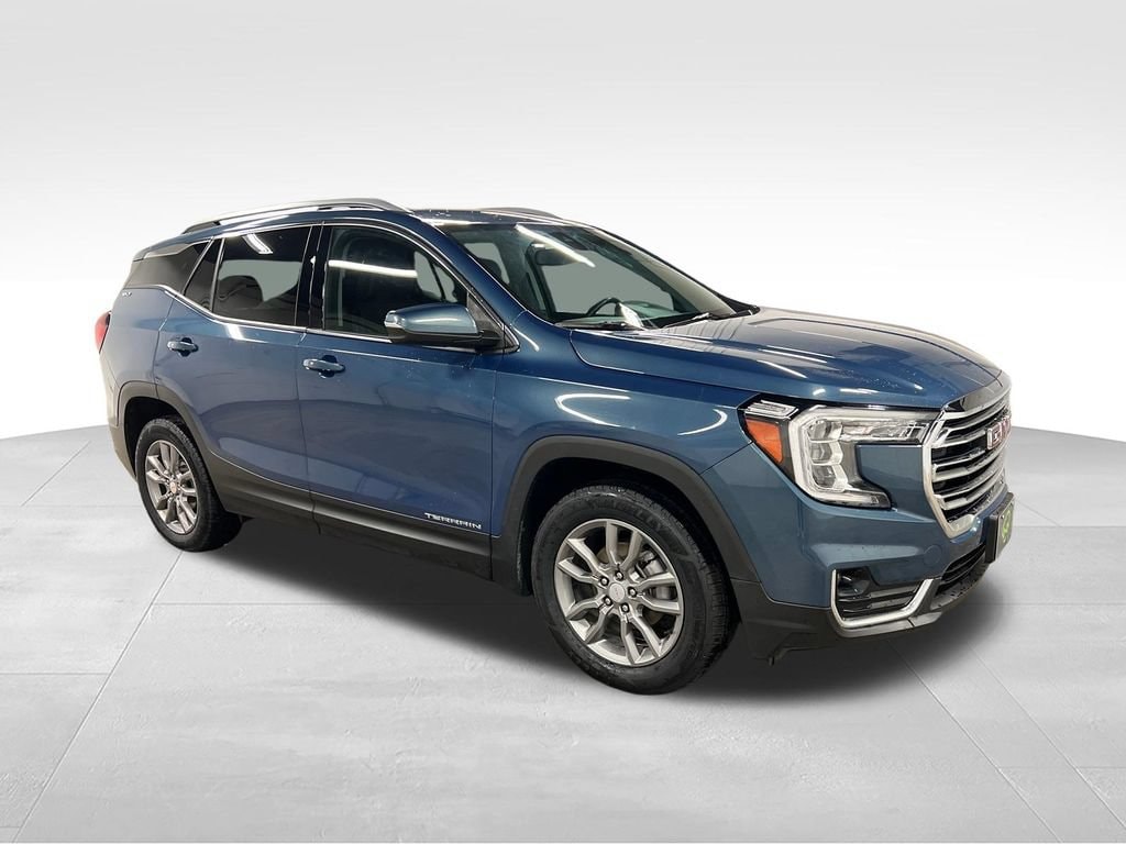 Used 2024 GMC Terrain SLT SUV