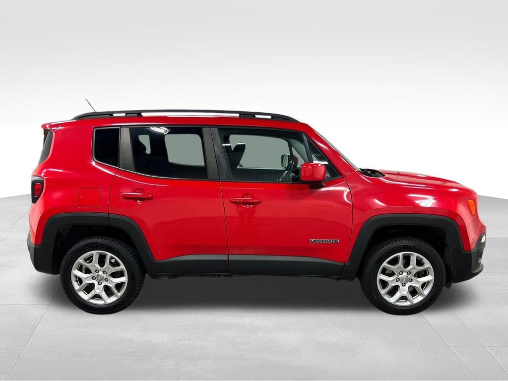 Used 2017 Jeep Renegade Latitude with VIN ZACCJBBB7HPE82749 for sale in Chippewa Falls, WI