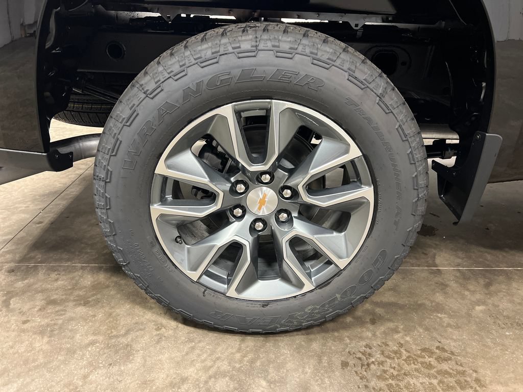 2026 Chevrolet Silverado 1500 LT - Photo 9