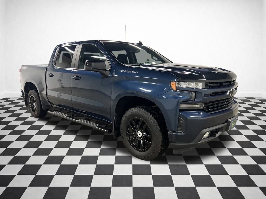 2022 Chevrolet Silverado 1500 RST 4X4 Crew Cab Short Box's photo