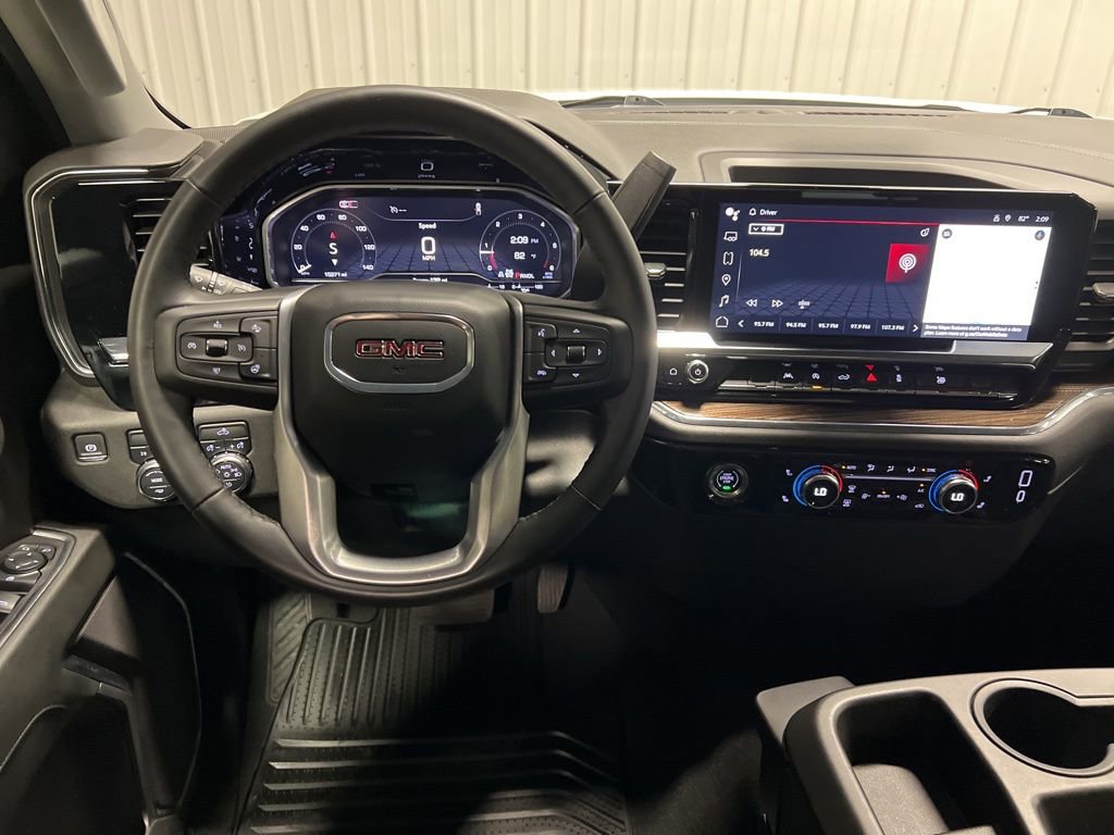2024 GMC Sierra 1500 Elevation - Photo 13