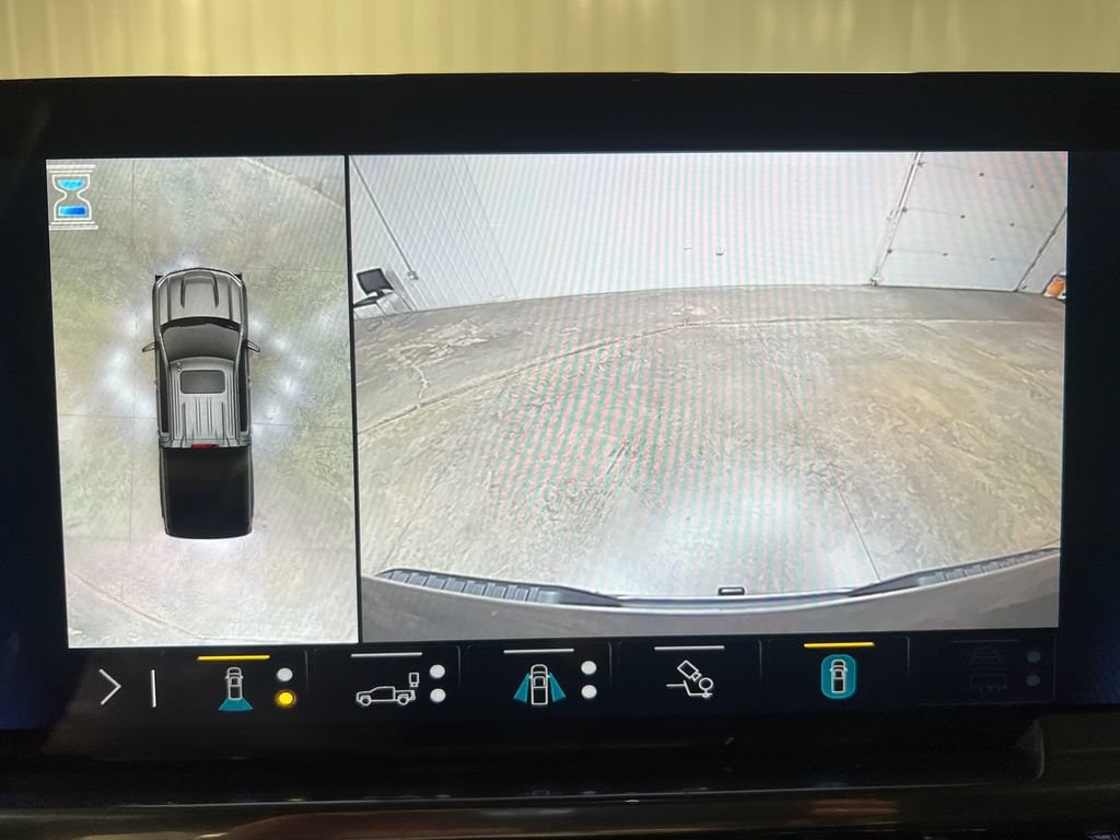 2023 Chevrolet Silverado 1500 LTZ - Photo 24