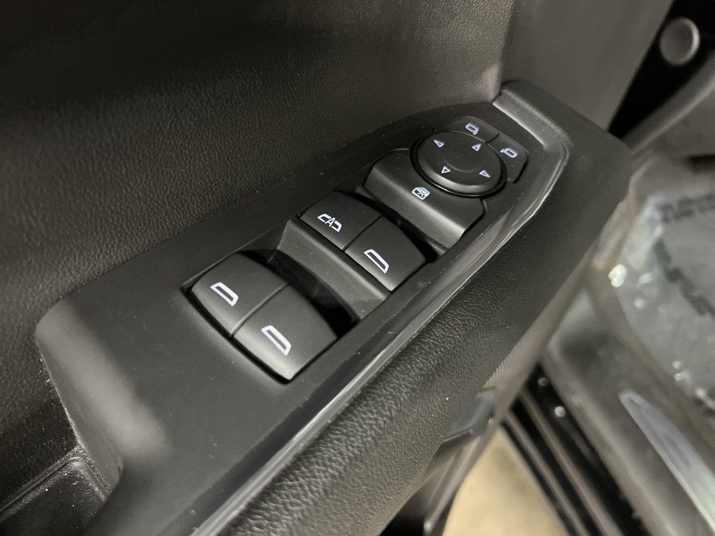 2024 GMC Sierra 1500 Elevation - Photo 16
