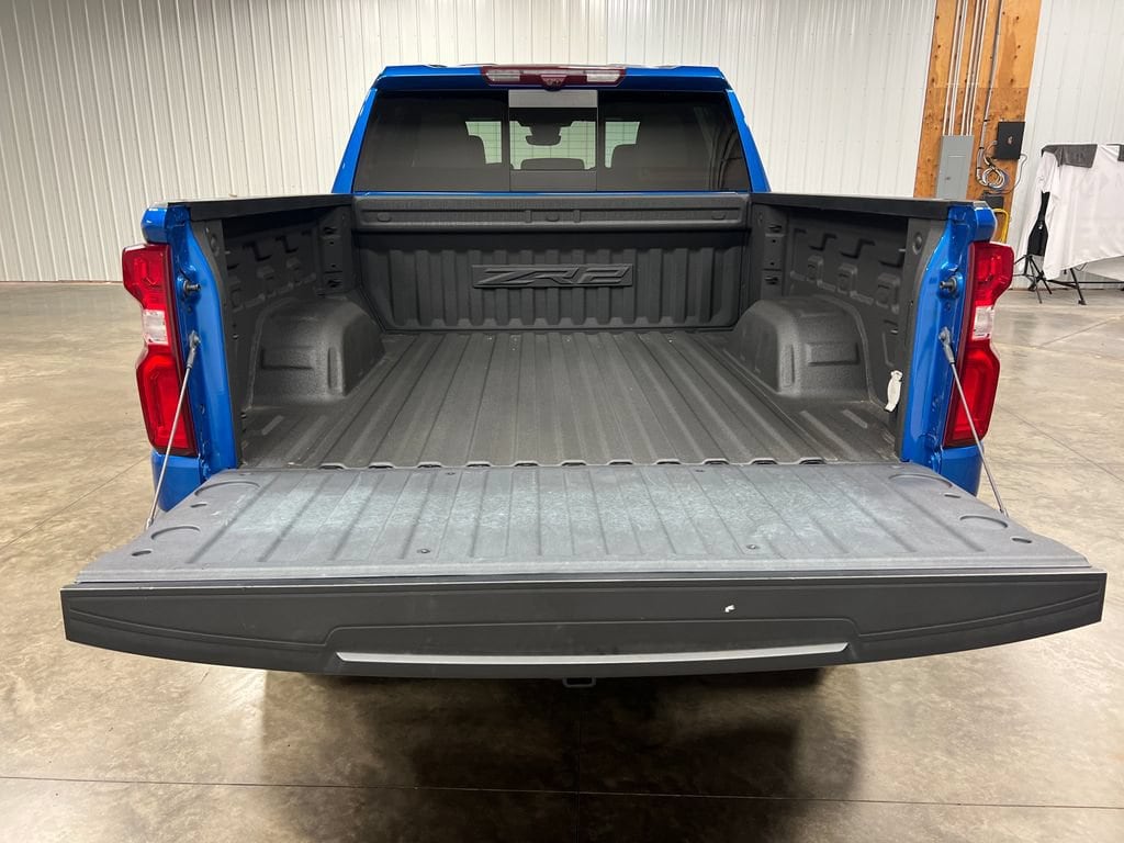 2024 Chevrolet Silverado 1500 ZR2 - Photo 12