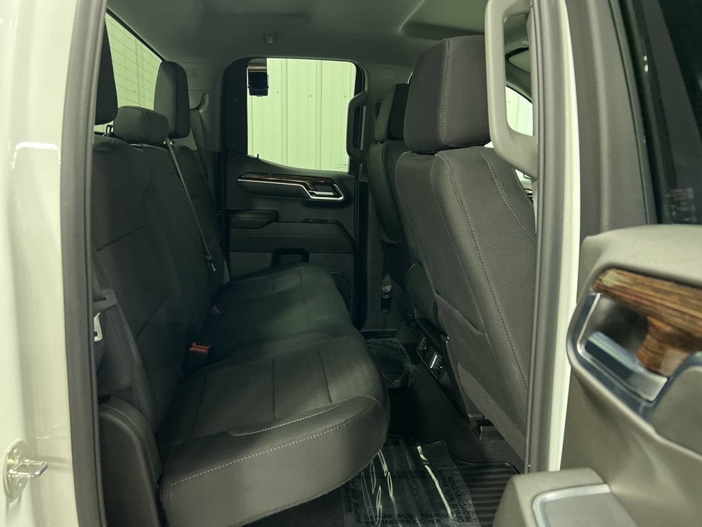 2024 GMC Sierra 1500 Elevation - Photo 10