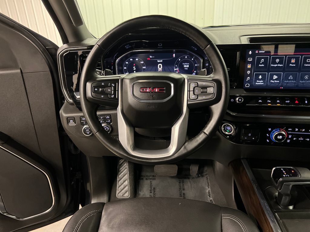 2024 GMC Sierra 1500 SLT - Photo 18