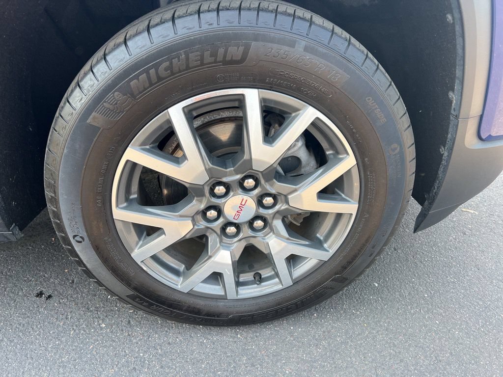 2023 GMC Acadia SLE - Photo 23