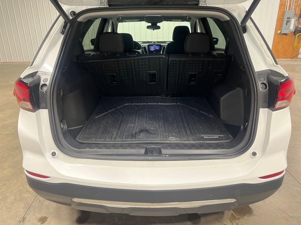 2024 Chevrolet Equinox LT - Photo 12