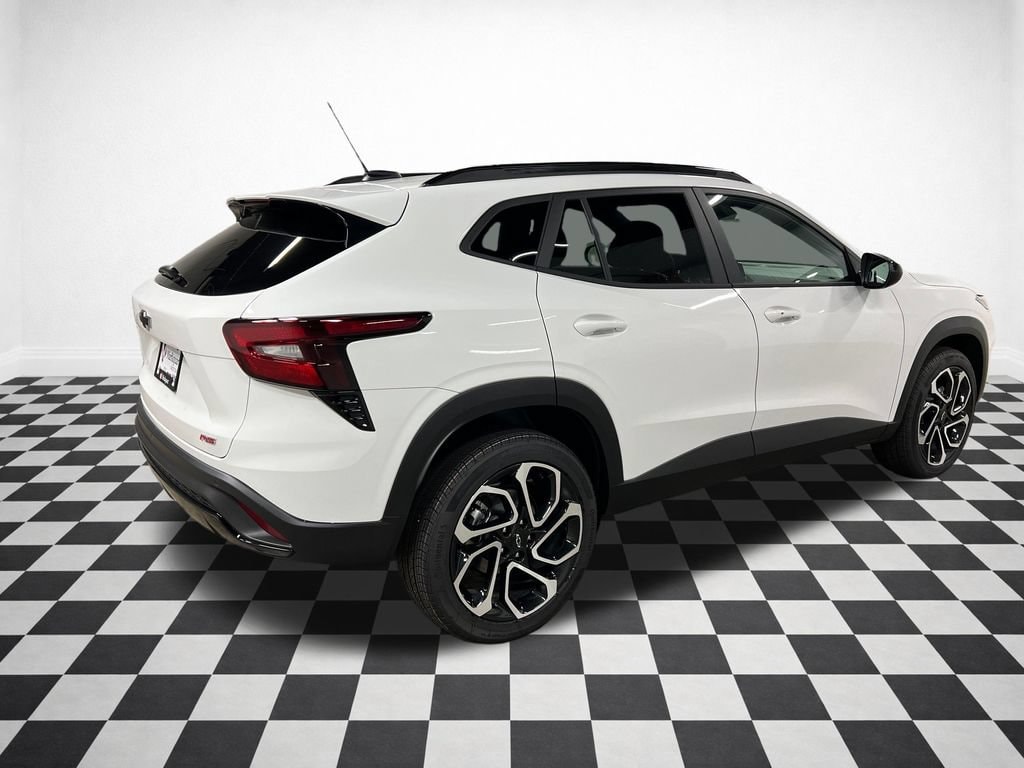 2026 Chevrolet Trax RS - Photo 15