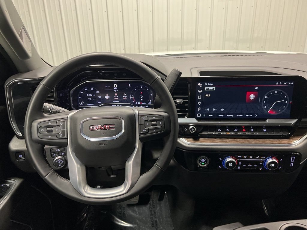2024 GMC Sierra 1500 Elevation - Photo 12