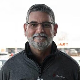 Staff member STEVE LEACH from ID_4cfefb