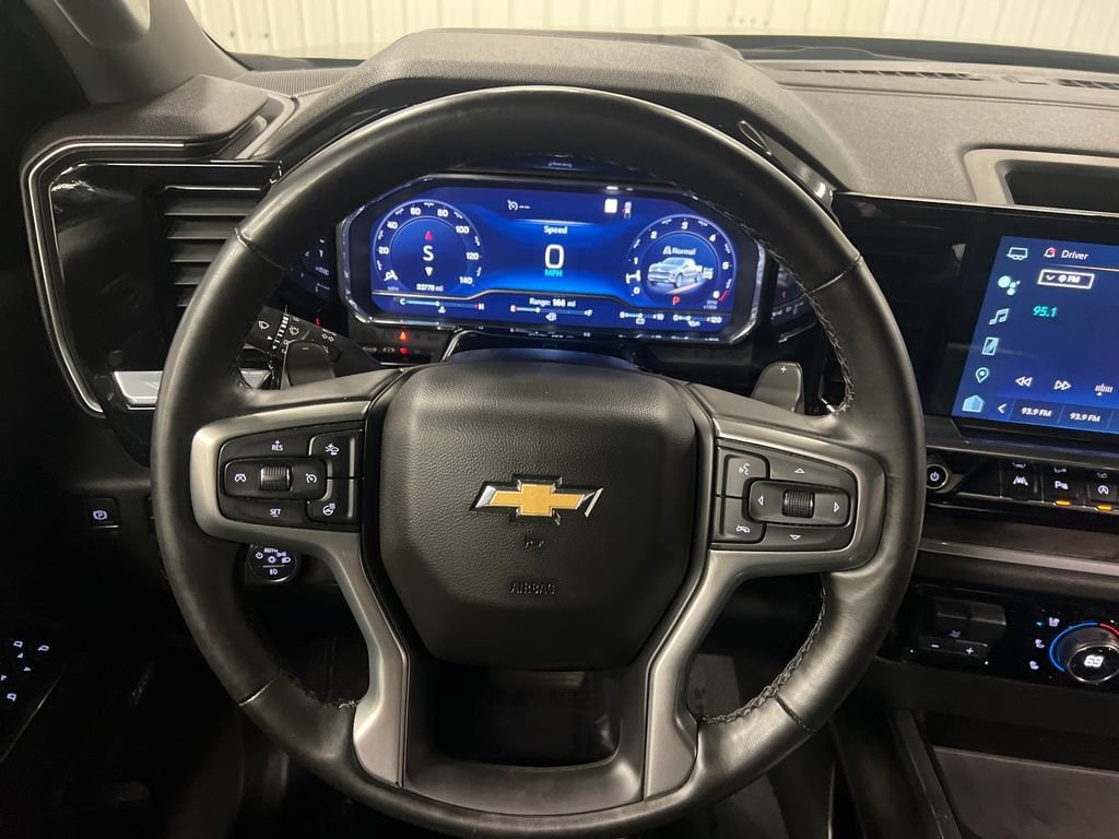 2023 Chevrolet Silverado 1500 LTZ - Photo 19