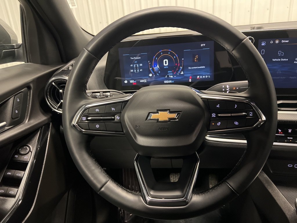 2025 Chevrolet Equinox LT - Photo 12