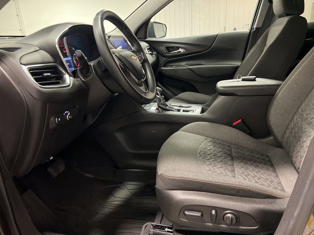 2024 Chevrolet Equinox LT - Photo 12