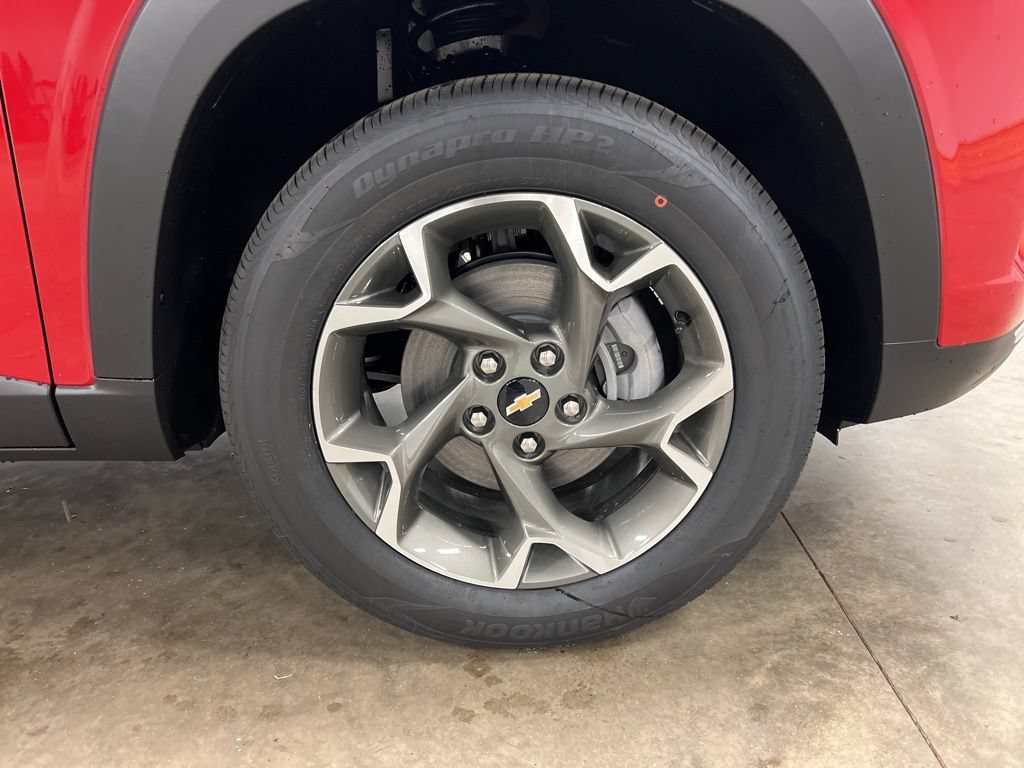 2026 Chevrolet Trax LT - Photo 17