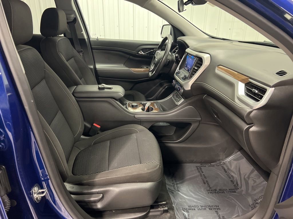 2023 GMC Acadia SLE - Photo 10