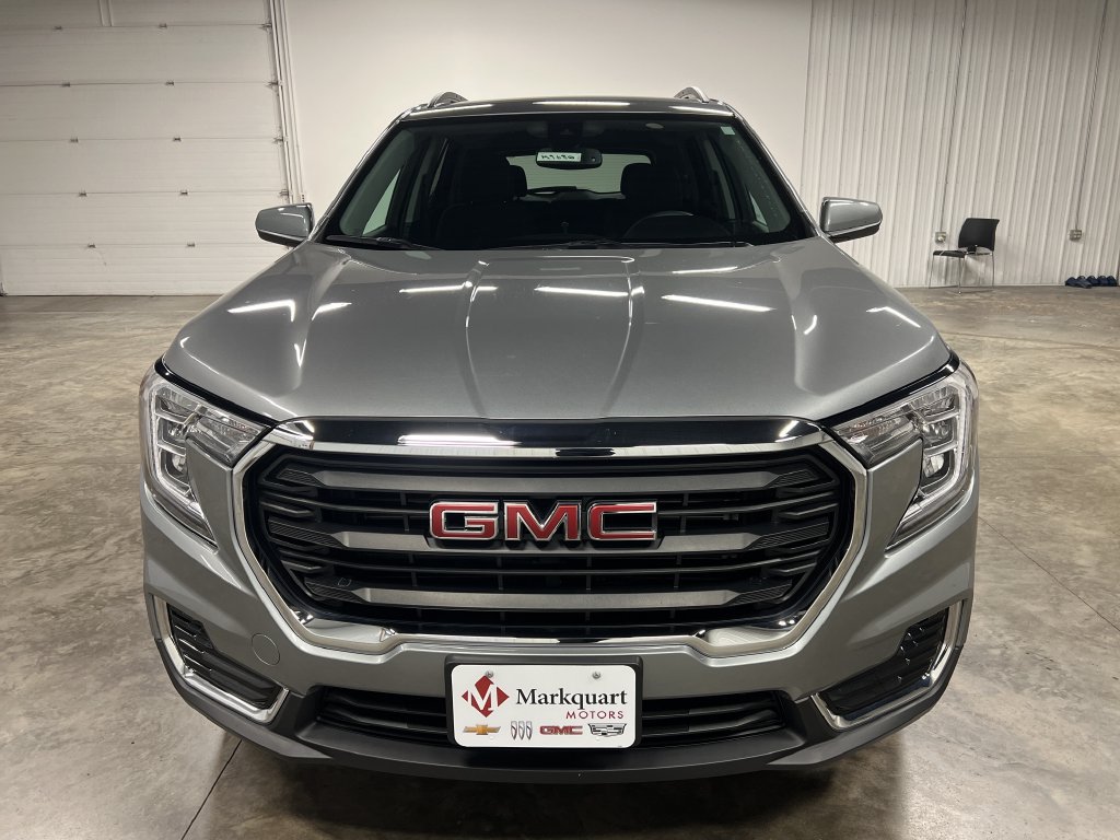 2023 GMC Terrain SLE - Photo 4