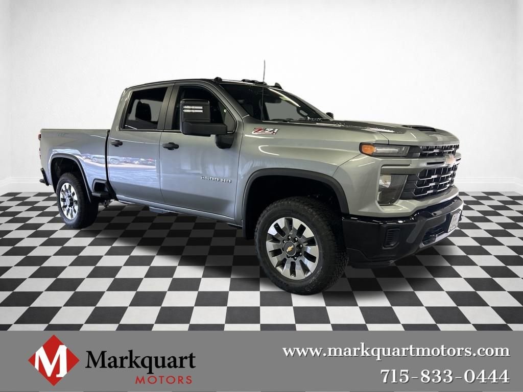 2026 Chevrolet Silverado HD Custom 4WD Crew Cab Standard Box's photo