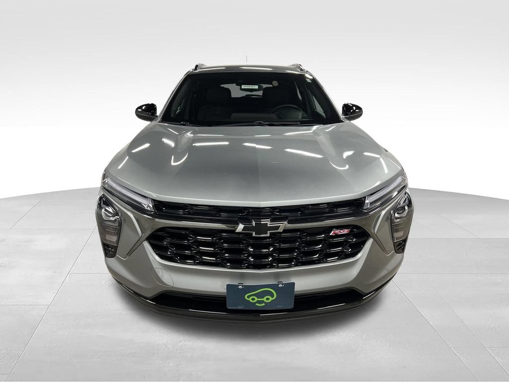 Used 2025 Chevrolet Trax 2RS SUV