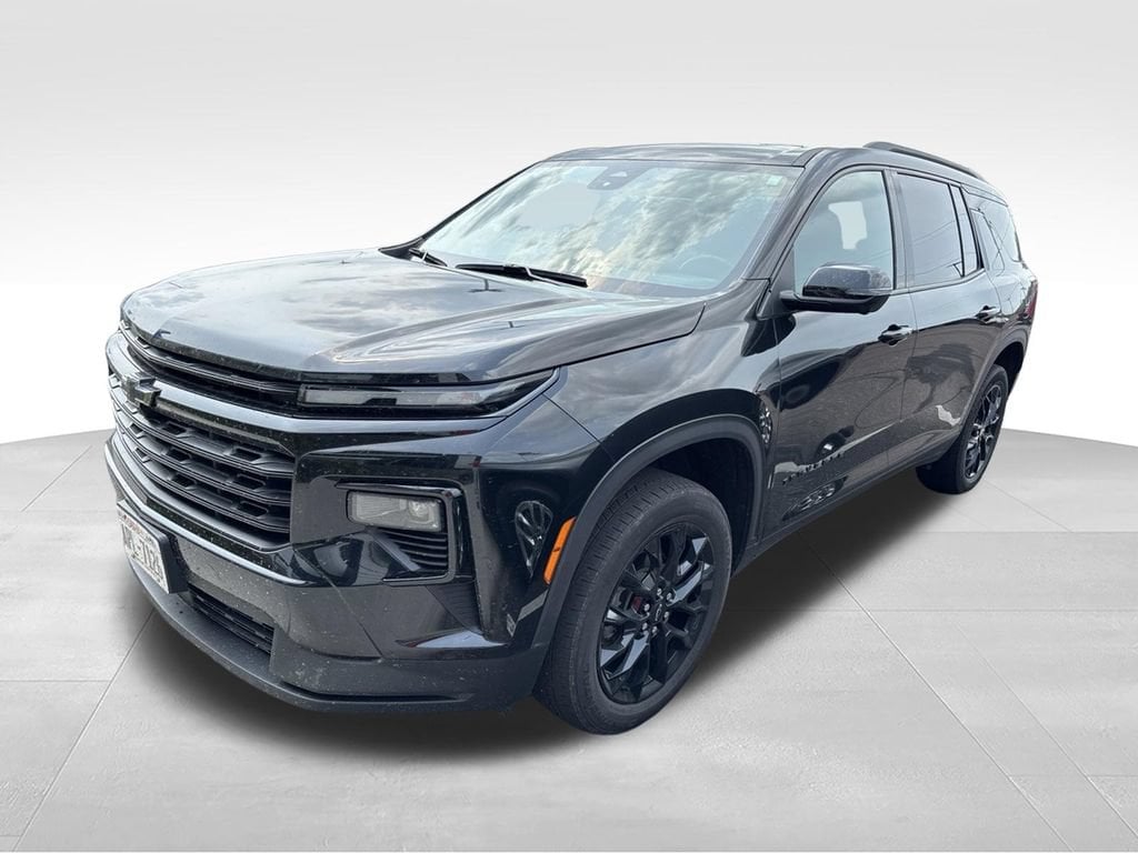 Used 2024 Chevrolet Traverse LT SUV