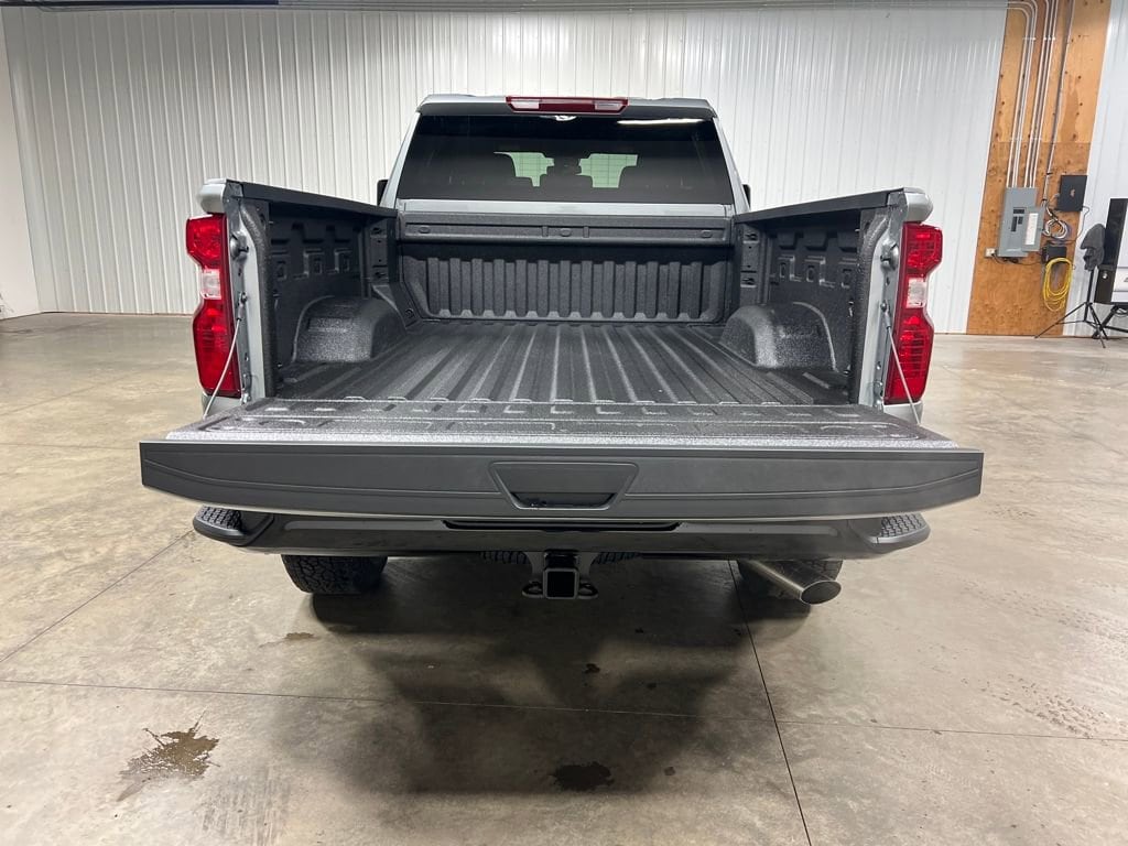 2026 Chevrolet Silverado 2500 HD Custom - Photo 11