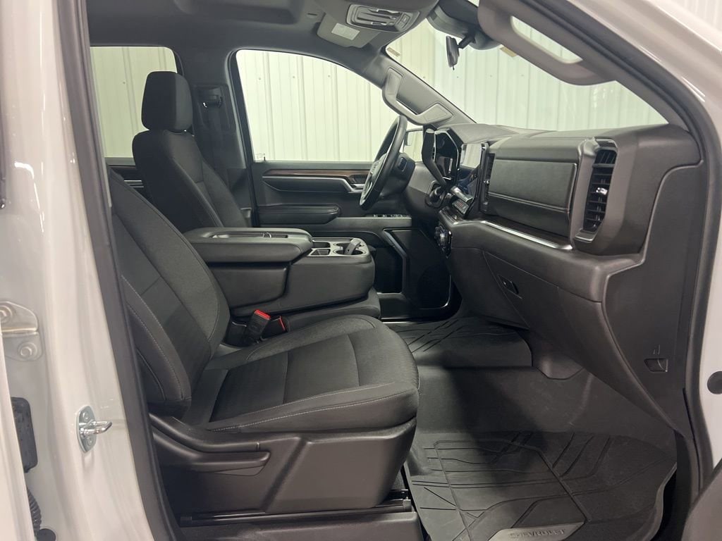 2023 Chevrolet Silverado 1500 RST - Photo 10