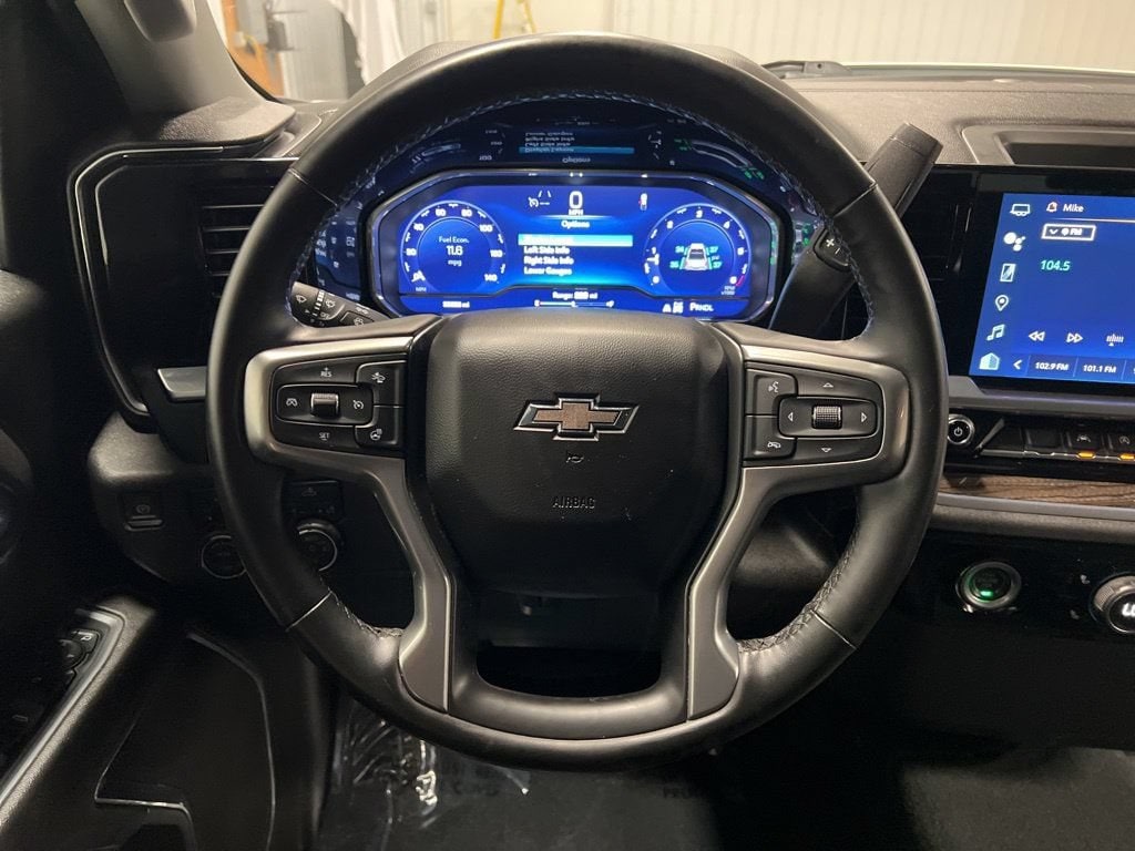 2023 Chevrolet Silverado 1500 RST - Photo 14