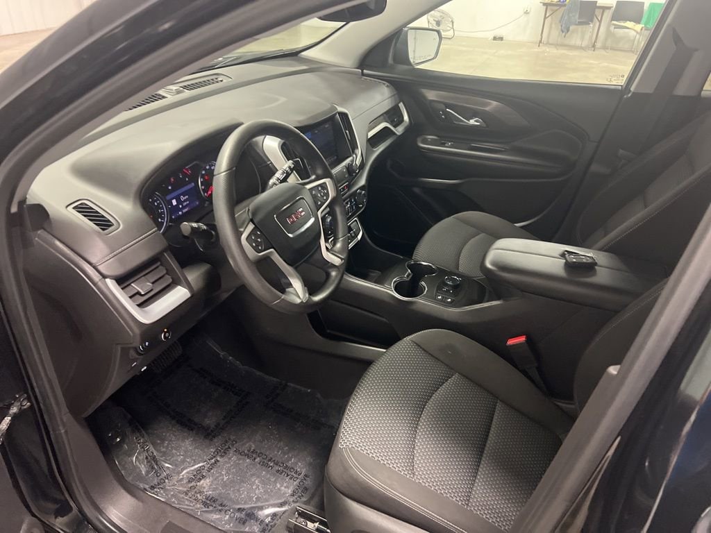2023 GMC Terrain SLE - Photo 10