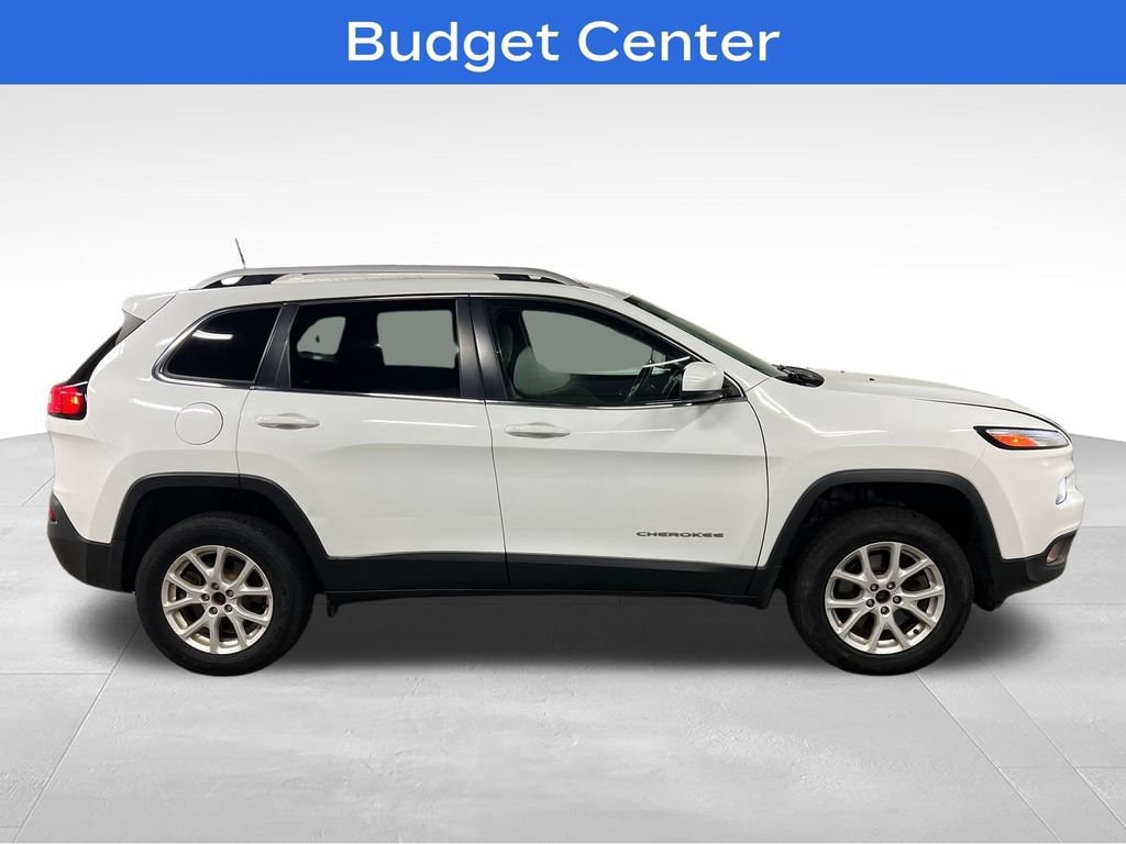 Used 2017 Jeep Cherokee Latitude with VIN 1C4PJMCS3HW551032 for sale in Chippewa Falls, WI