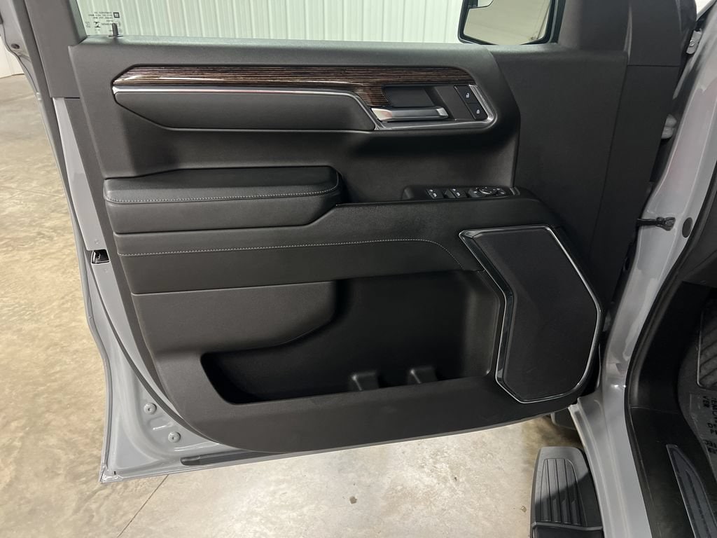 2024 GMC Sierra 1500 Elevation - Photo 15