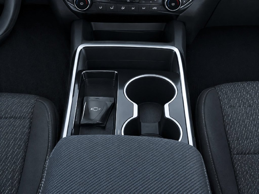 2025 Chevrolet Equinox LT - Photo 18