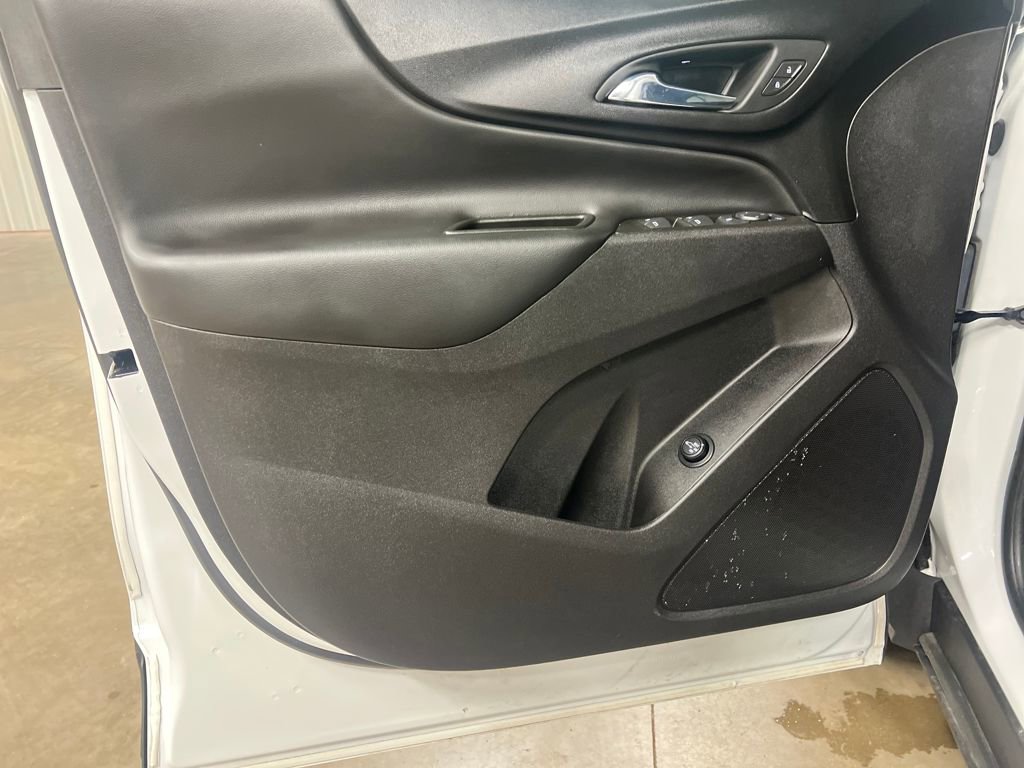 2024 Chevrolet Equinox LT - Photo 15