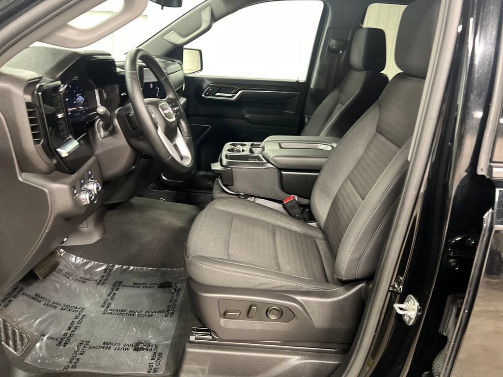 2025 GMC Sierra 1500 Elevation - Photo 13